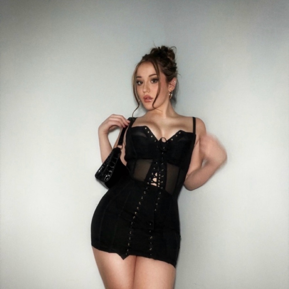 Elegant Black Lace-Up Corset Dress